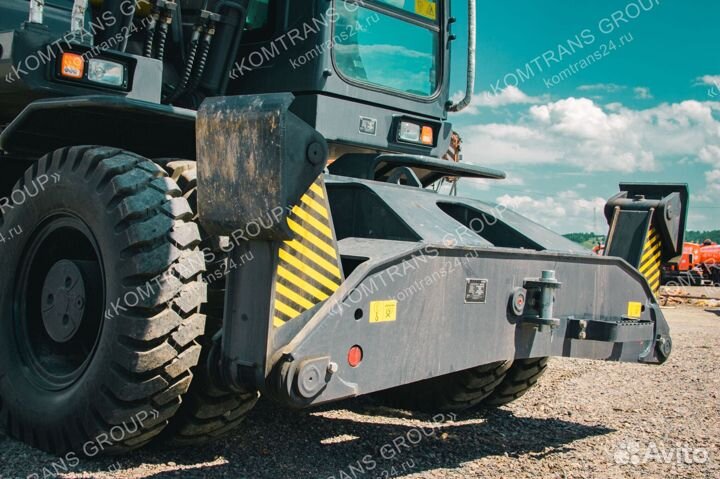 Колёсный экскаватор XCMG XE210WD, 2023