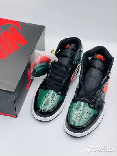 Кроссовки Nike air Jordan 1 mid