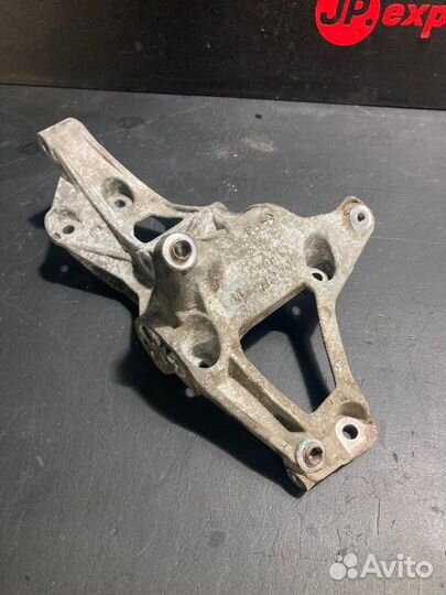 Кронштейн компрессора кондиционера Bmw 1 F20