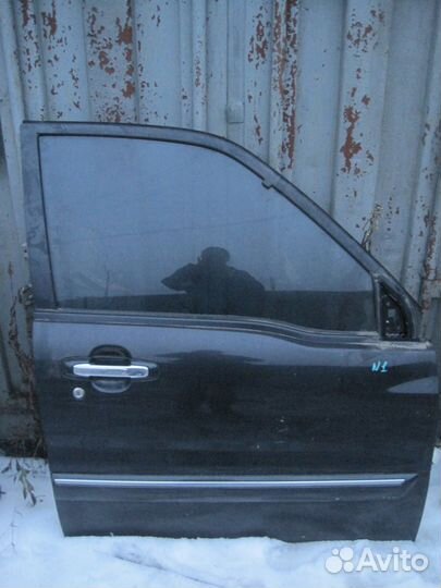Suzuki Grand Vitara XL-7 дверь передняя правая