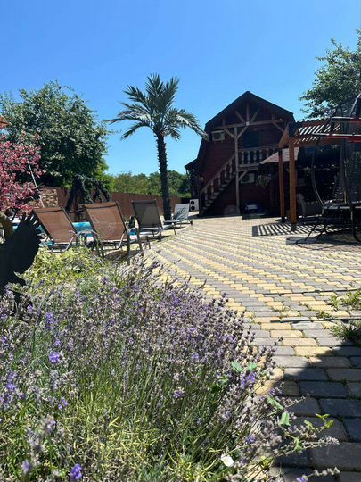 Коттедж 100 м² на участке 8 сот.