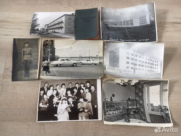 Старинные фотографии / профсоюзный билет
