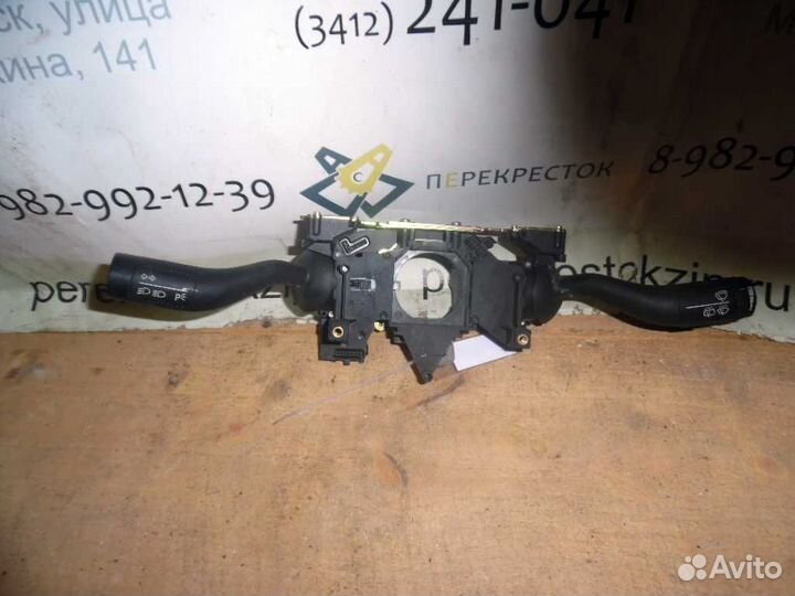 Переключатель подрулевой Touareg (02-10) в сборе б