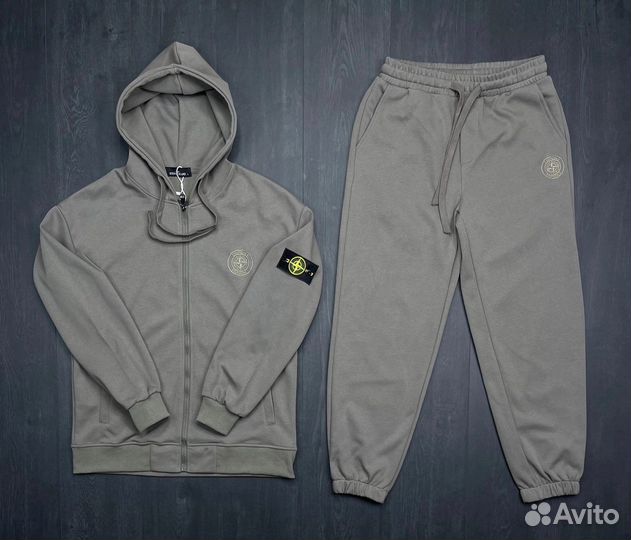 Спортивный костюм stone island