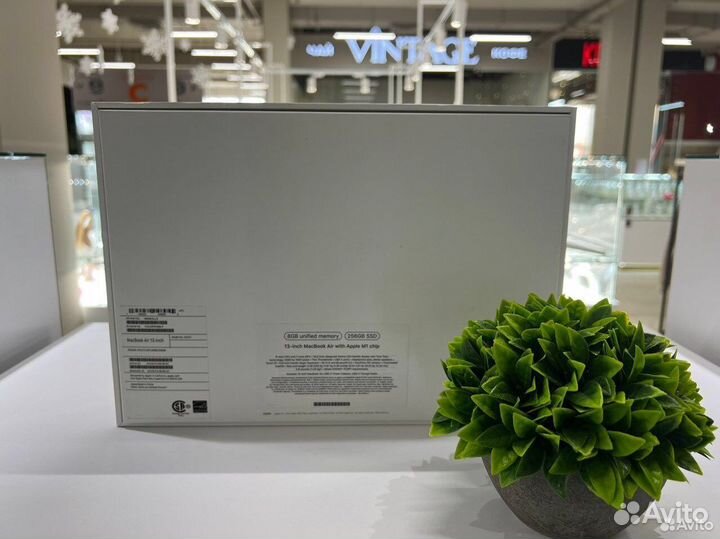 Новый MacBook Air 13-inch M1 Chip 8/256GB