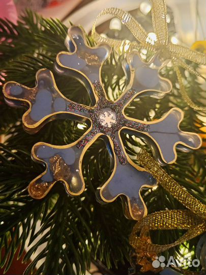 Елочные игрушки из эпоксидной смолы