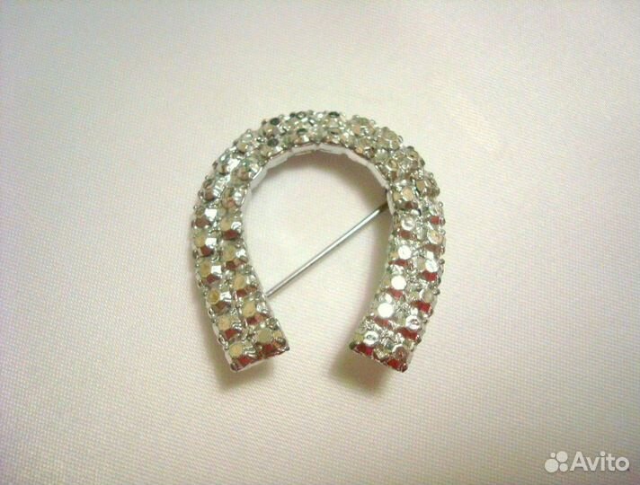 Винтажная брошь. подкова. США