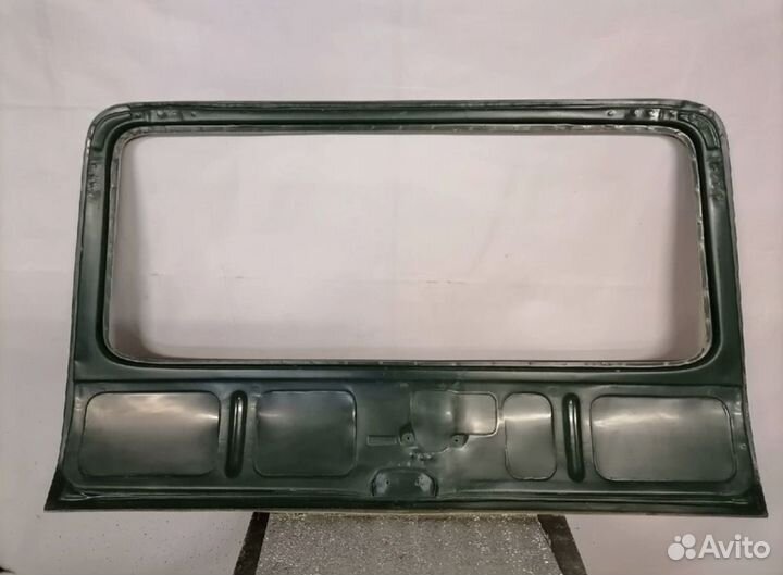 Крышка багажника Нива 2121 стеклопластик