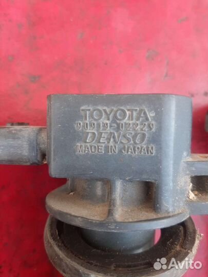 Катушка зажигания Тойота Приус NHW11