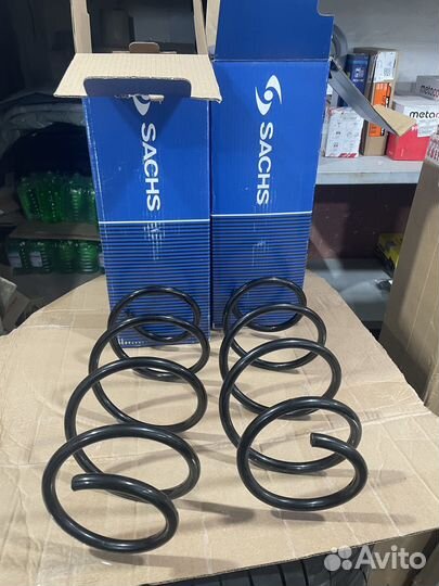 Пружины передние mercedes w204