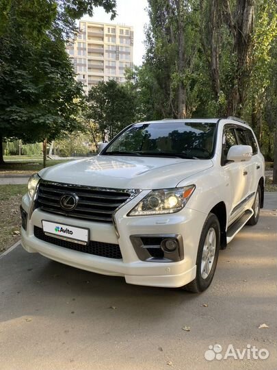 Lexus LX, 2009