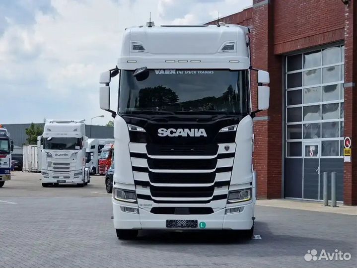 Pазбираем грузовик Scania 6 series с 2016