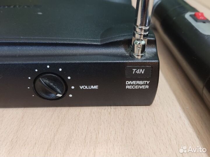 Радиомикрофон shure sm58