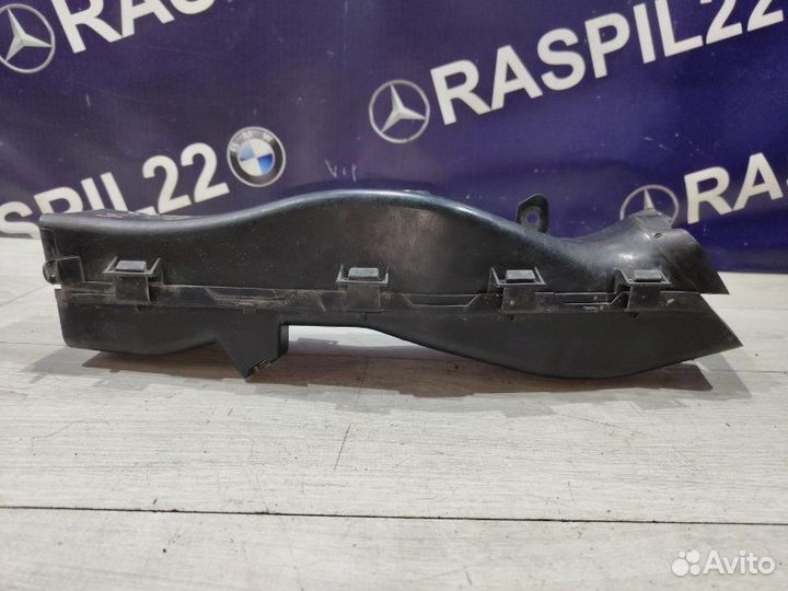 Воздуховод правый Bmw X5 E70 N52B30 09/2009
