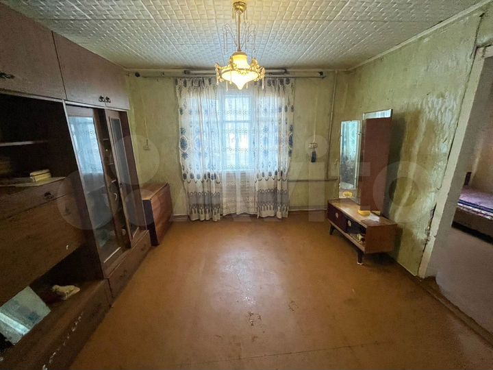 2-к. квартира, 42 м², 1/2 эт.