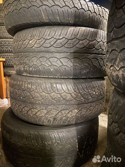 Yokohama Parada Spec-X 305/50 R20