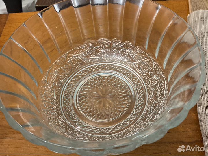 Ваза для фруктов, салатник