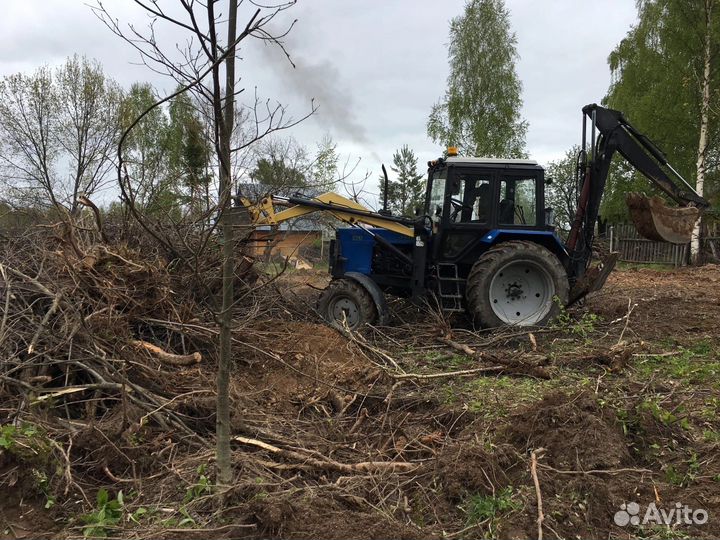 Экскаватор-погрузчик