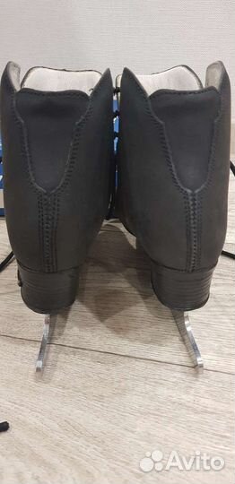 Коньки профессиональные Risport Excellence