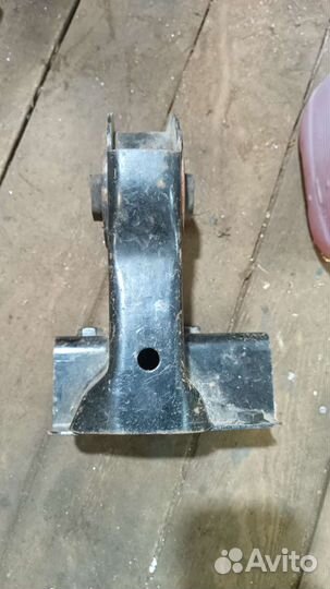 Опора двигателя на крайслер, chrysler