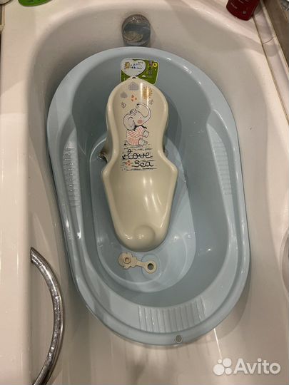 Ванночка для купания с горкой