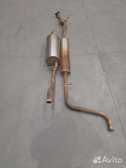 Штатная выхлопная система Лада Веста
