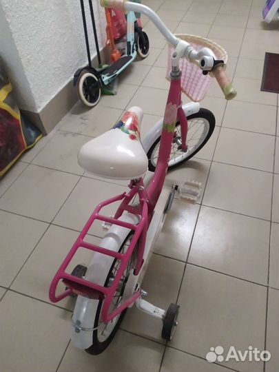 Детский трехколесный велосипед