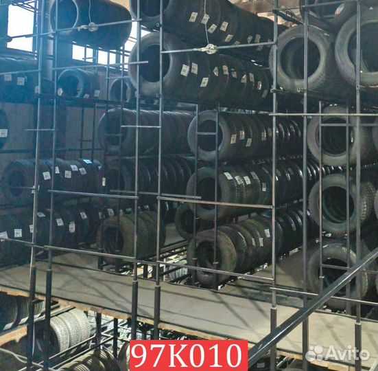 Bridgestone Blizzak Revo GZ 215/60 R17 92M