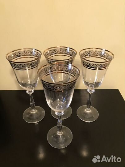 Бокалы для вина