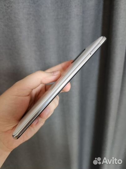 Samsung Galaxy A51, 4/64 ГБ