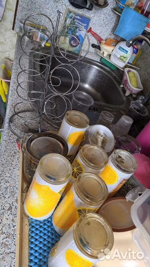 Стаканы на подставке