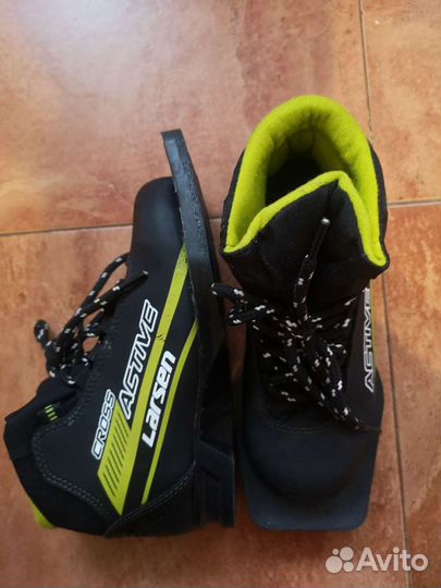 Лыжные ботинки
