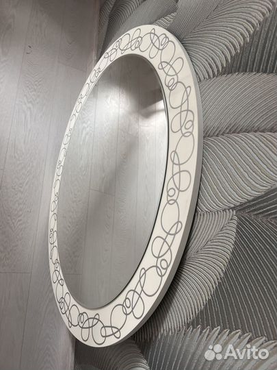 Зеркало подвесное