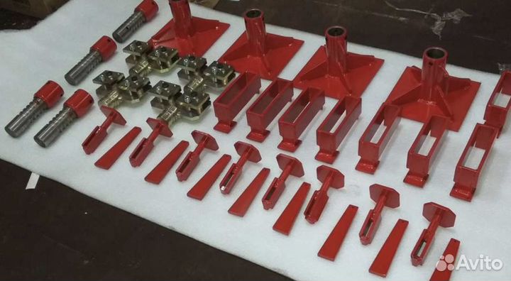 Комплект фиксации автомобиля для напольных систем