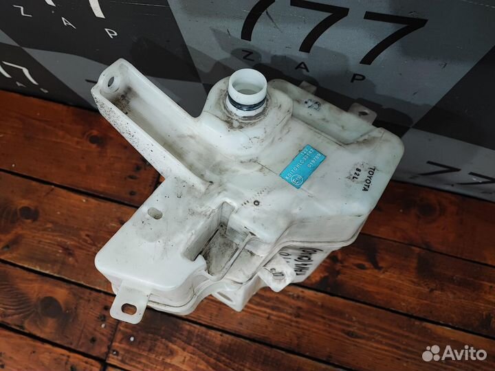 Бачок омывателя Toyota RAV4 IV (XA40) 12-19 Б/У Ор