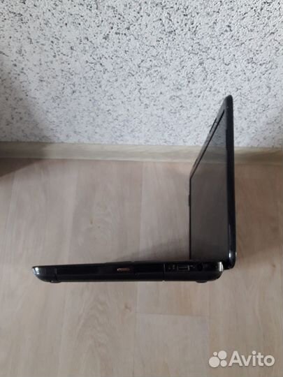 Оригинальный ноутбук amd A8 / 6gb / amd 7600m 2gb