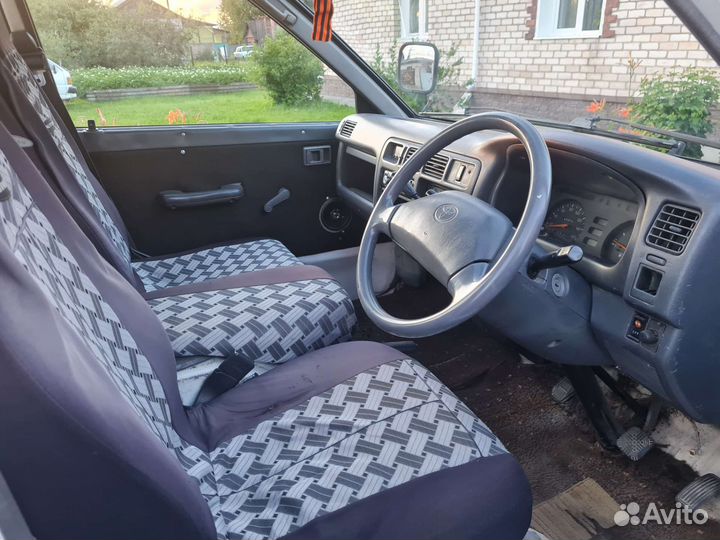 Toyota Town Ace бортовой, 1998