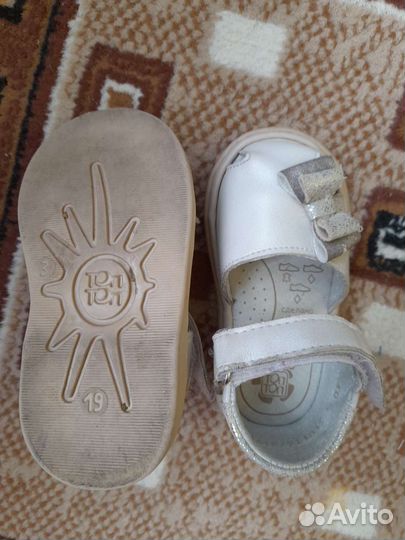 Босоножки для девочки