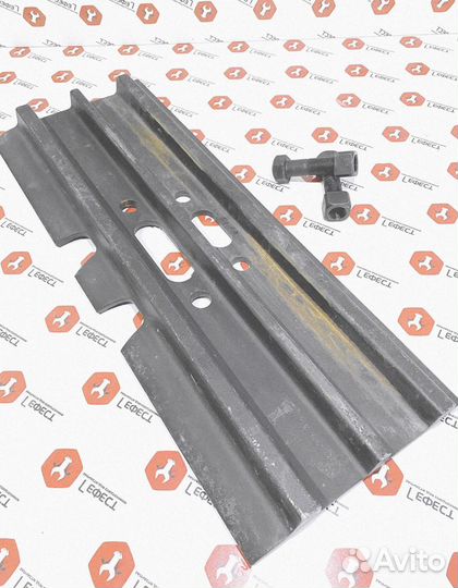 Башмак экскаватора 3G 900 мм Z01193C0N0900V