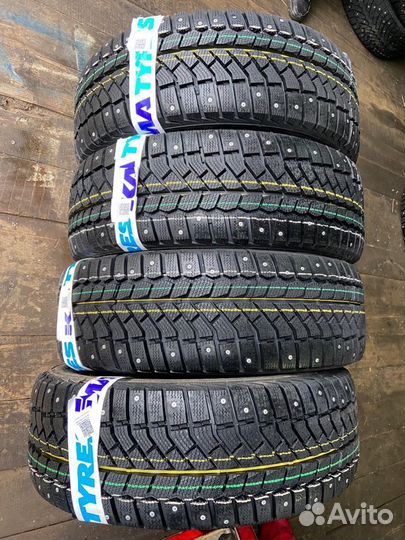 Viatti Brina Nordico V-522 215/55 R17