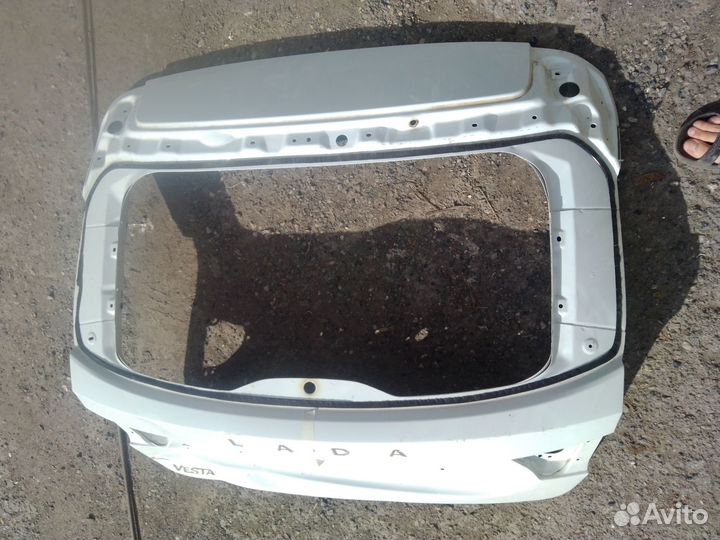 Дверь багажника лада vesta SW