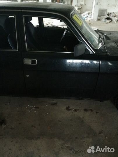 Передняя правая дверь Волга Газ 3110 (черная)