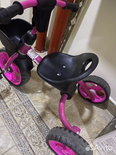 Трехколесный велосипед