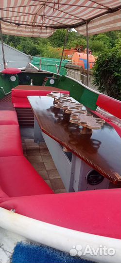 Спасательный бот Баркас