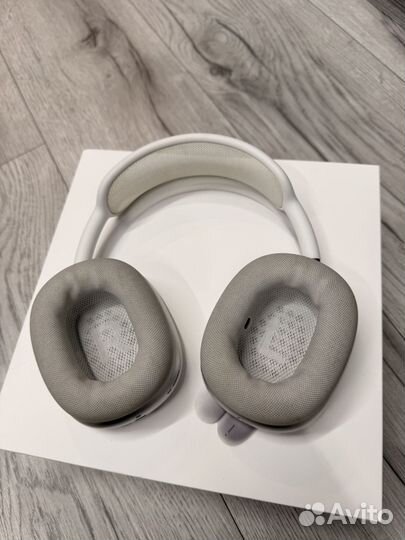 Apple airpods max 2024