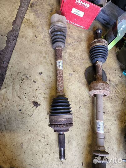 Привод передний левый на Renault Symbol АКПП