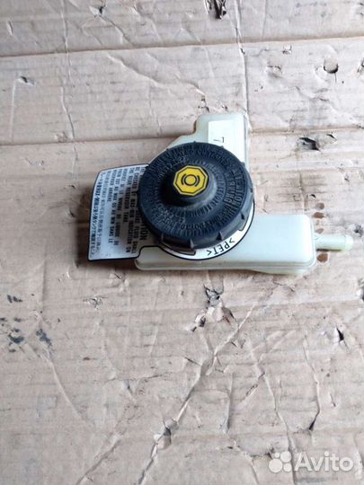 Honda civic 4d бачок гтц