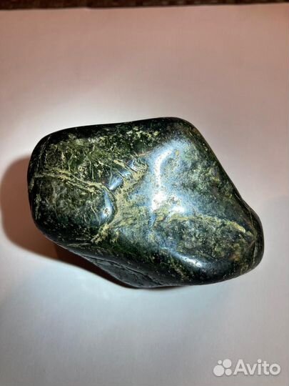 Камень метеорит