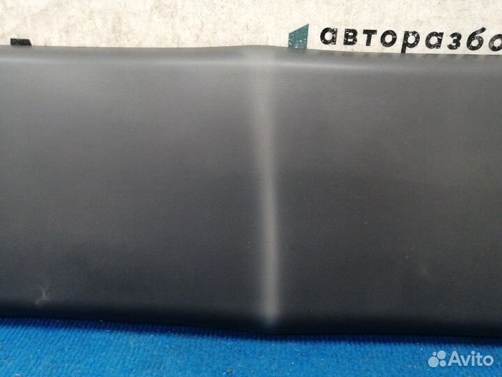 Накладка на сдвижную дверь правая 1307248070