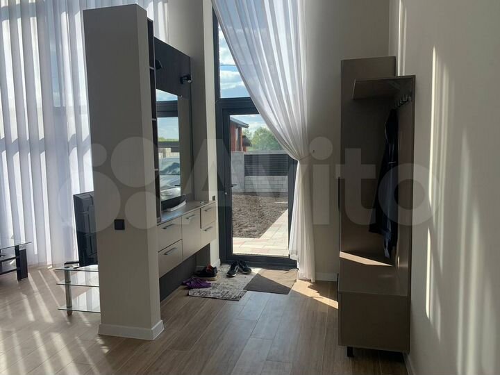 Коттедж 180 м² на участке 5 сот.